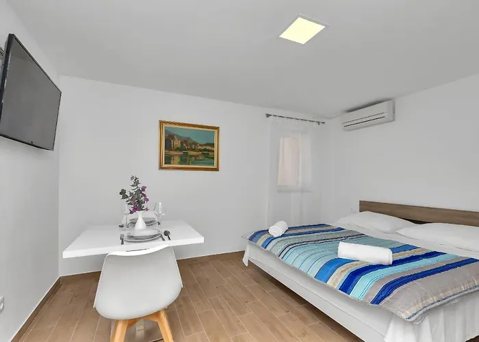 Lara Apartman Makarska